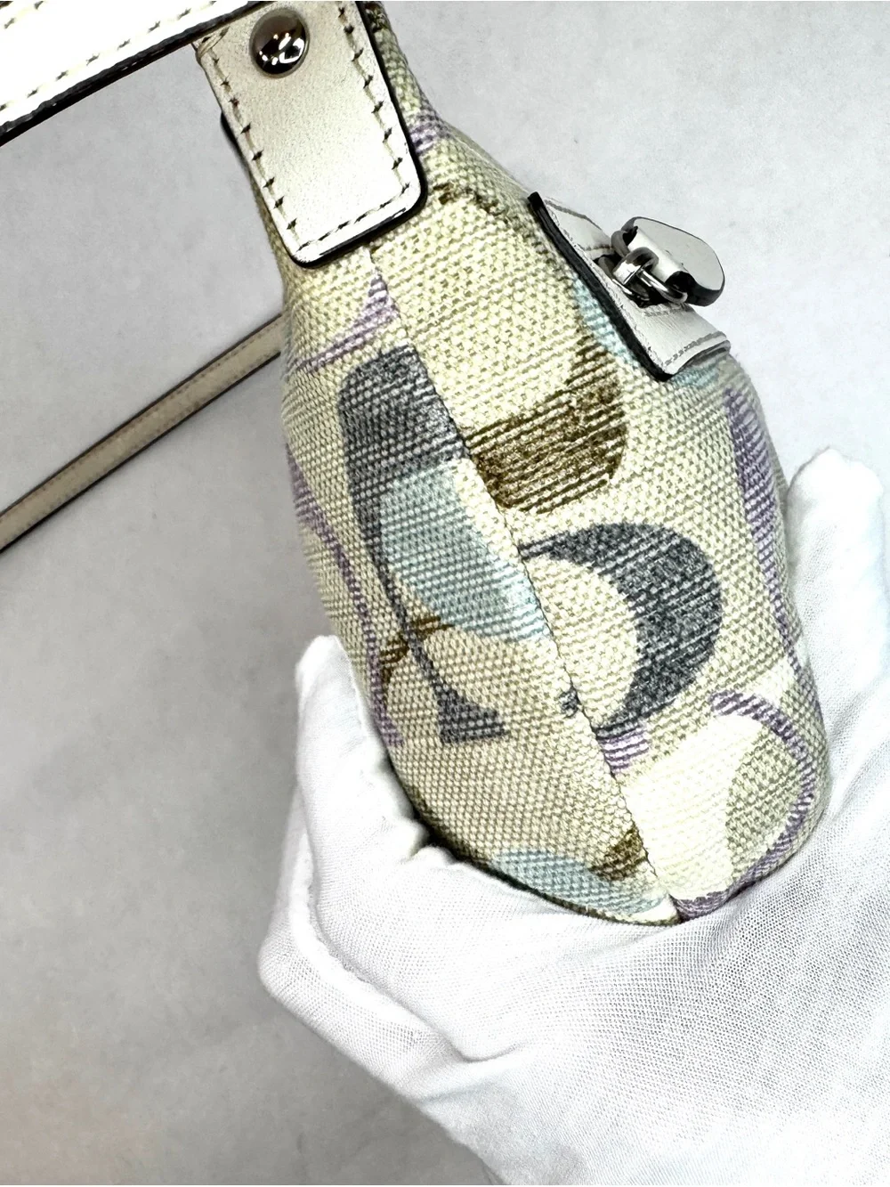 Coach Multicolor Signature Scribble Canvas Swingpack Shoulder Bag